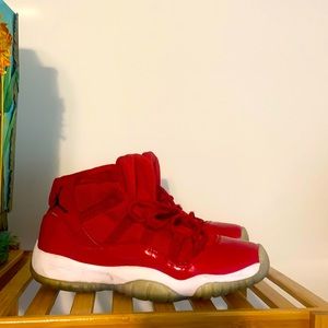 SOLD Jordan’| Retro 11